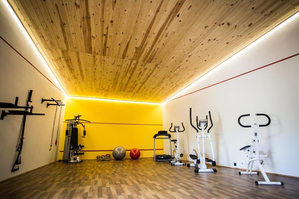 Szatmar Beregi Elmenyliget Aparthotel Fehérgyarmat Exterior photo